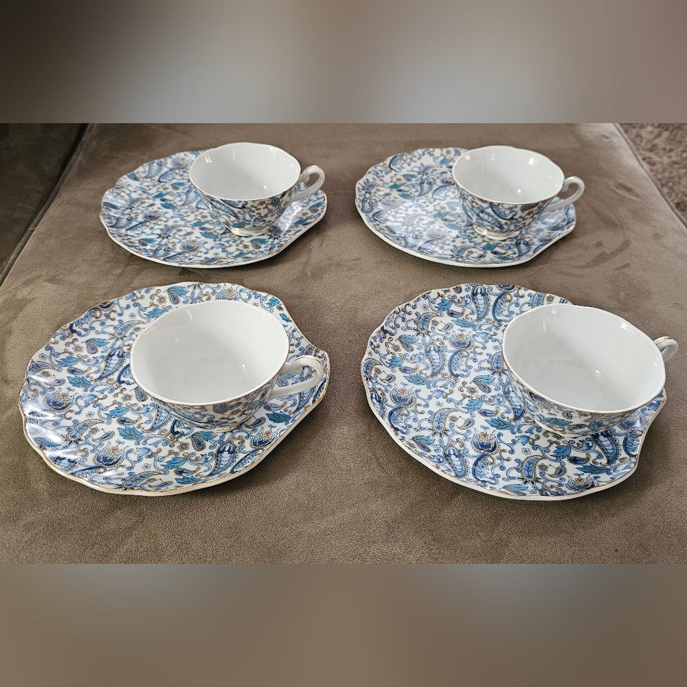 Set of 4 Lefton Blue Paisley Snack Plates and Cups